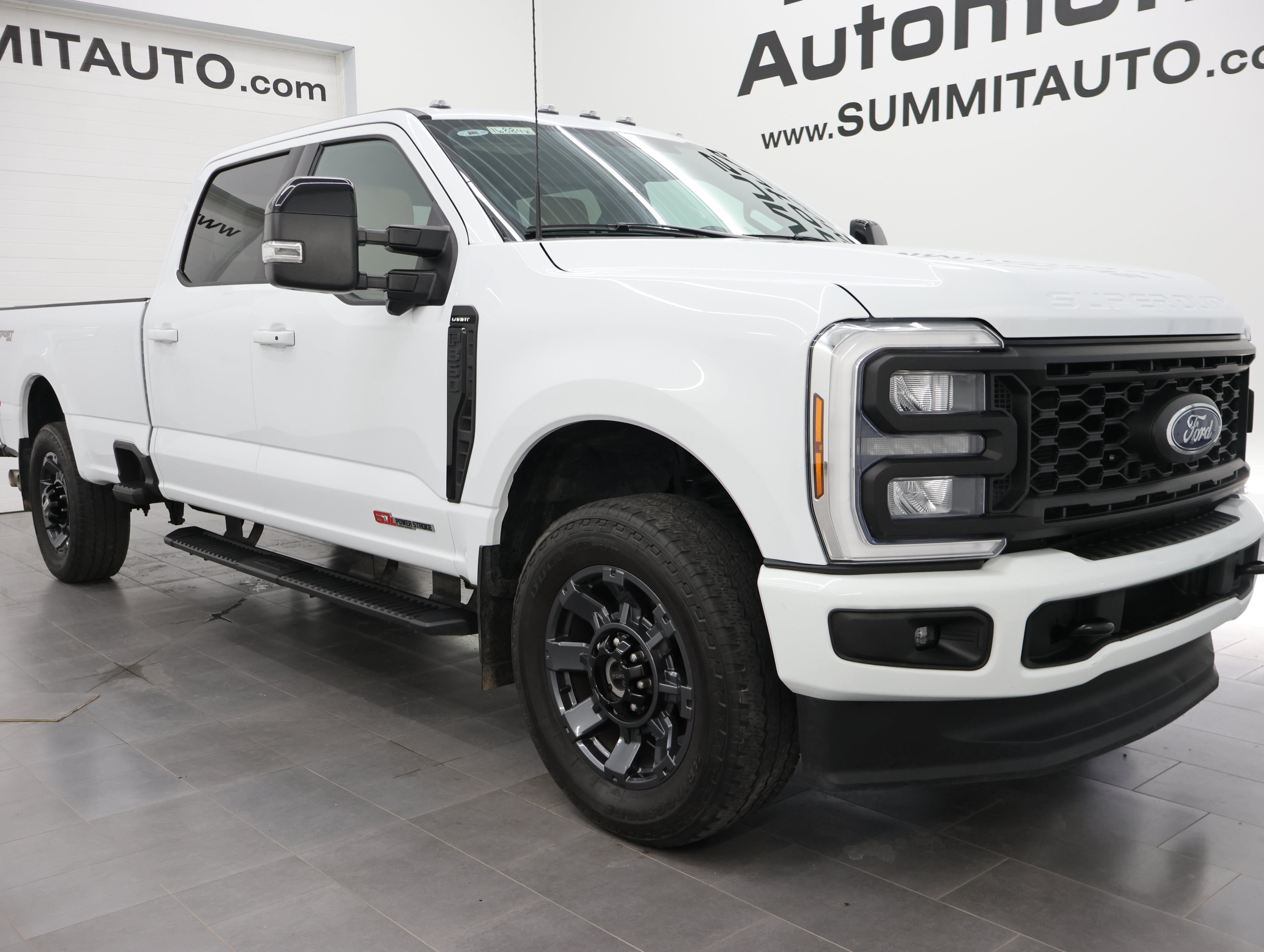 Used 2024 Ford F350 Lariat w/ Sport Appearance Package AWD/4WD image 2