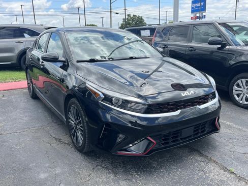 Used 2023 Kia Forte GT-Line w/ GT-Line Premium Package FWD image 1