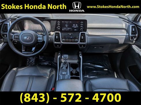 Used 2021 Kia Sorento S FWD image 17