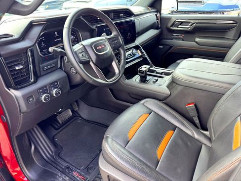 Used 2024 GMC Sierra 1500 AT4 w/ Technology Package image 12