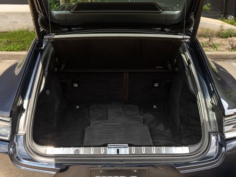 Certified 2023 Porsche Panamera 4 Platinum Edition AWD/4WD image 31