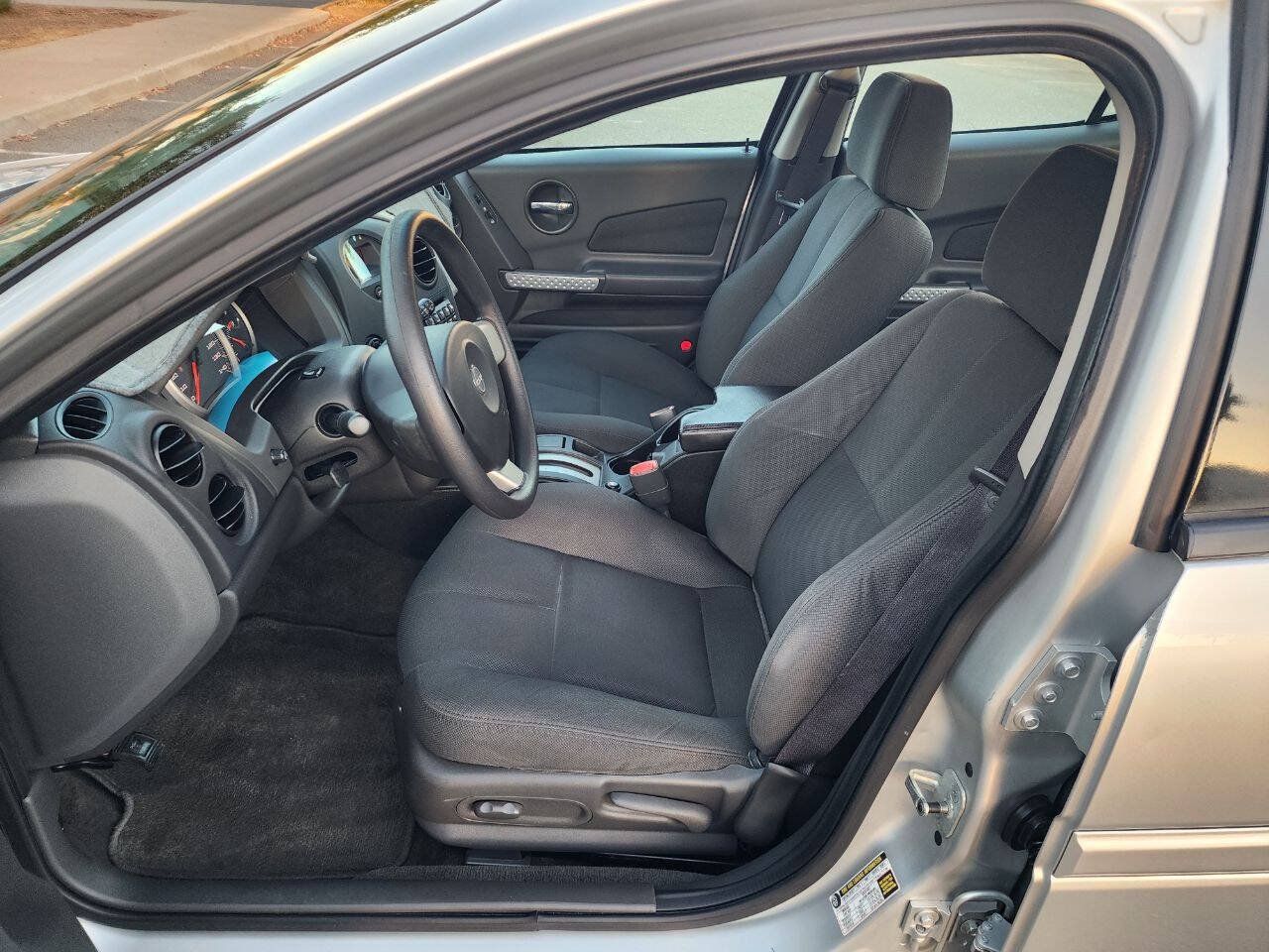 Used 2004 Pontiac Grand Prix GT w/ Drivers Package FWD image 11