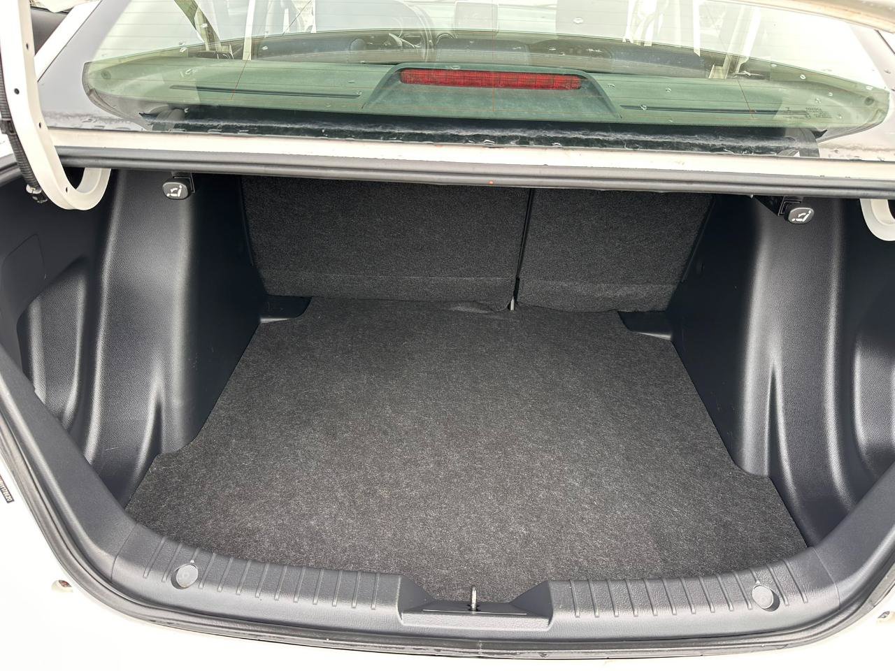 Used 2017 Toyota Yaris iA FWD image 16