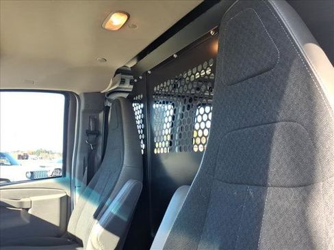 Used 2021 GMC Savana 2500 w/ Driver Convenience Package image 20