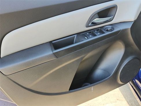 Used 2012 Chevrolet Cruze Eco image 19