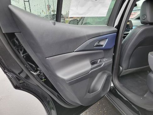 New 2026 Chevrolet Equinox EV LT image 21