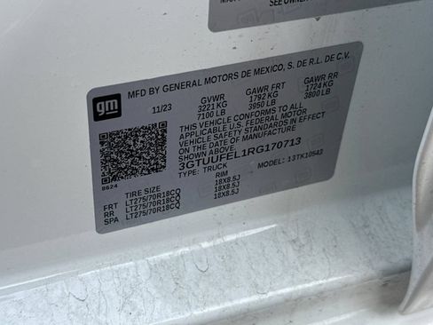Used 2024 GMC Sierra 1500 AT4X AWD/4WD image 28