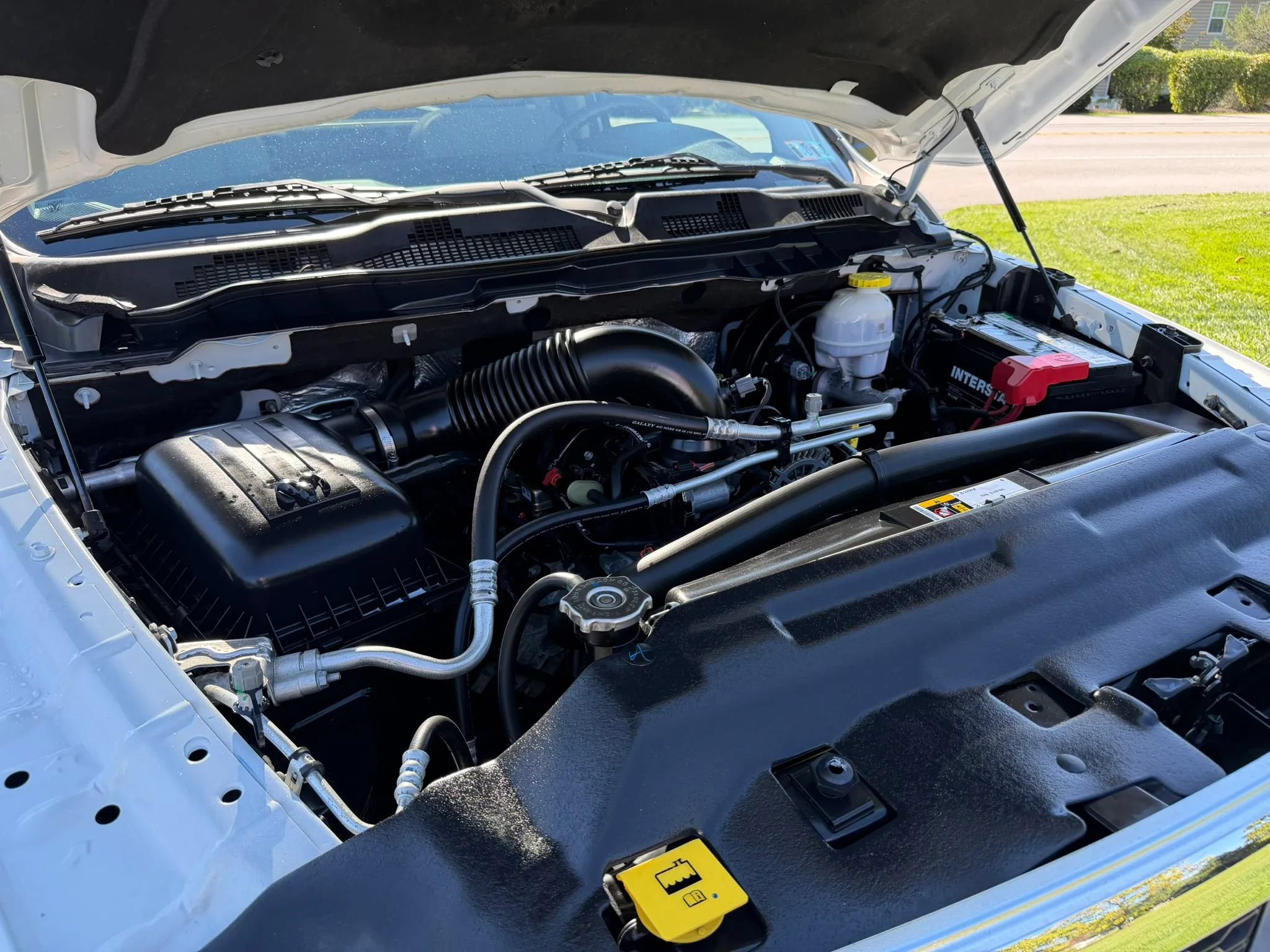 Used 2022 RAM 1500 Classic SLT AWD/4WD image 50