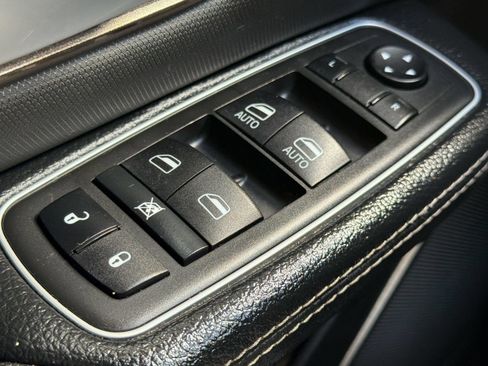 Used 2022 RAM 1500 Rebel w/ Rebel Level B Equipment Group AWD/4WD image 30