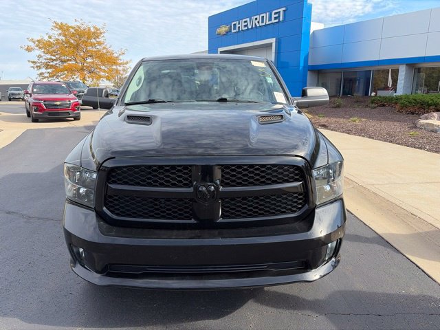Used 2022 RAM 1500 Express w/ Wheel & Sound Group AWD/4WD image 2