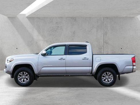 Used 2016 Toyota Tacoma SR5 w/ SR5 Appearance Package (SN) AWD/4WD image 5