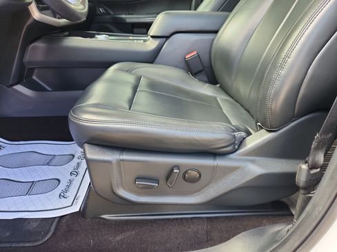 Used 2022 Ford Expedition Max XLT RWD image 25