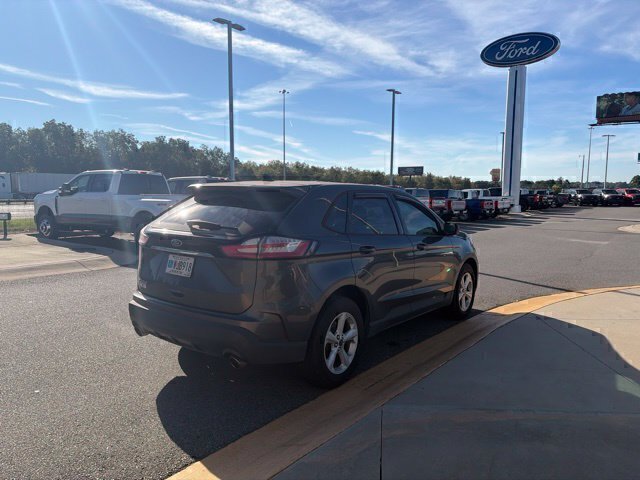 Used 2020 Ford Edge SE FWD image 5