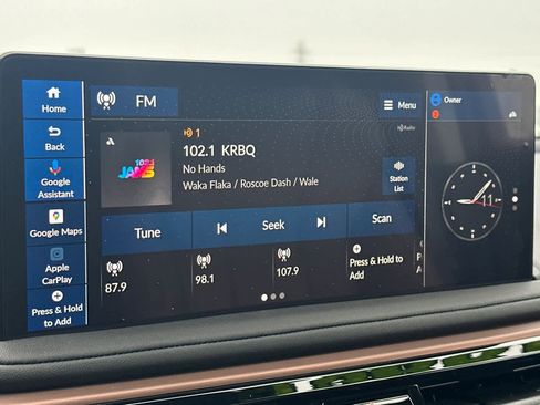 Certified 2025 Acura MDX SH-AWD w/ Technology Package image 17