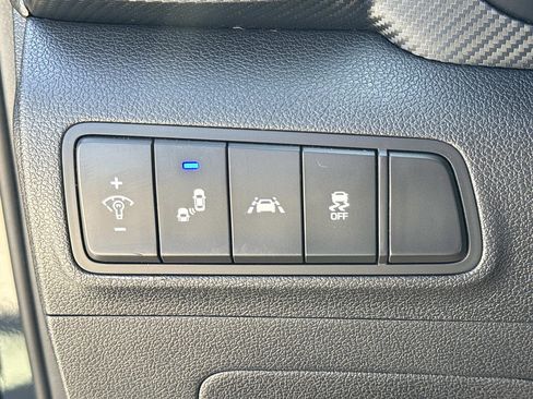 Used 2020 Hyundai Tucson Value FWD image 14
