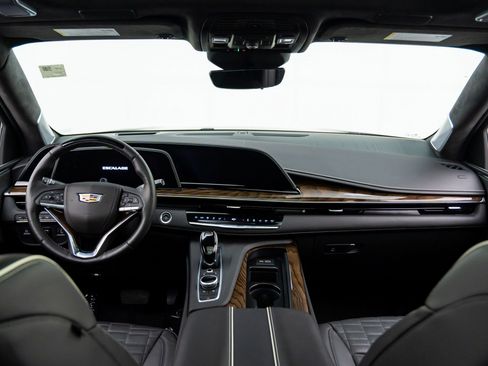 Certified 2024 Cadillac Escalade ESV Sport Platinum w/ LPO, ONYX Package image 12