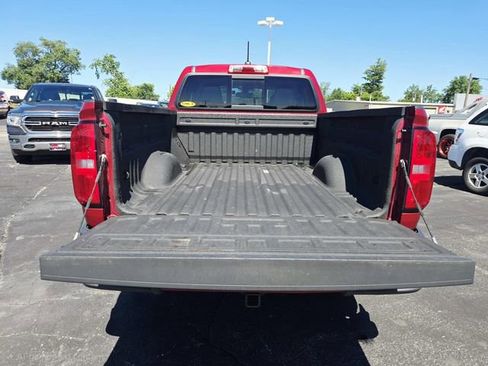 Used 2017 Chevrolet Colorado Z71 AWD/4WD image 9
