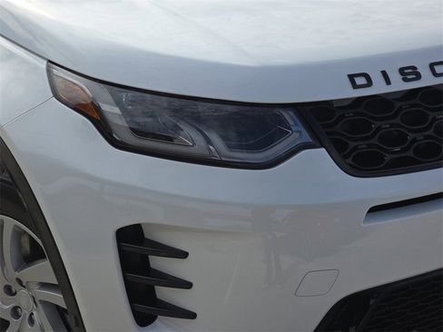 New 2026 Land Rover Discovery Sport Landmark image 32