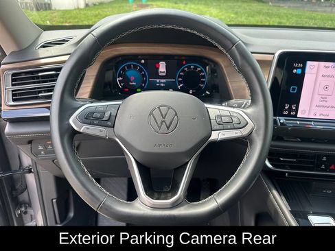 Used 2025 Volkswagen Atlas SE FWD image 9