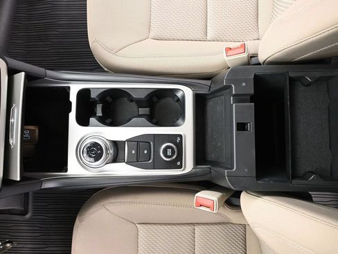 Used 2022 Ford Explorer 4WD image 34