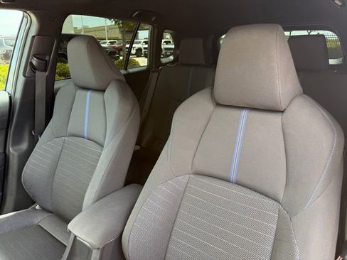 Used 2024 Toyota Corolla Cross AWD Hybrid image 12