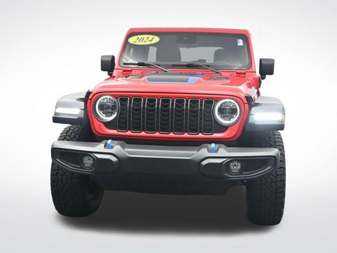 Used 2024 Jeep Wrangler Unlimited Rubicon 4xe AWD/4WD image 2