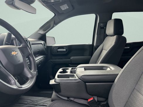 Used 2022 Chevrolet Silverado 1500 Custom image 11