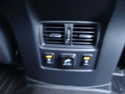 Used 2017 Nissan Titan Platinum Reserve image 45