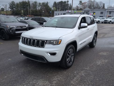 Certified 2018 Jeep Grand Cherokee Limited image 4