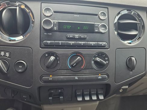 Used 2010 Ford F350 Lariat AWD/4WD image 17