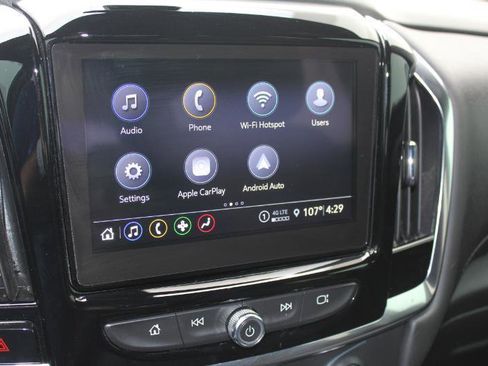 Used 2023 Chevrolet Traverse LT FWD image 32