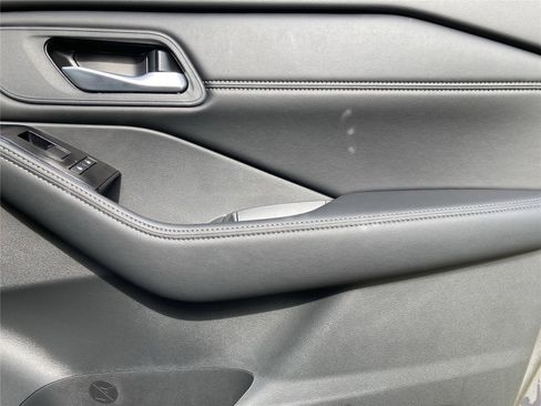 New 2026 Nissan Rogue SV image 35