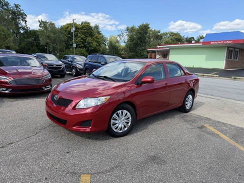Used 2010 Toyota Corolla LE w/ All Weather Guard Pkg FWD image 3