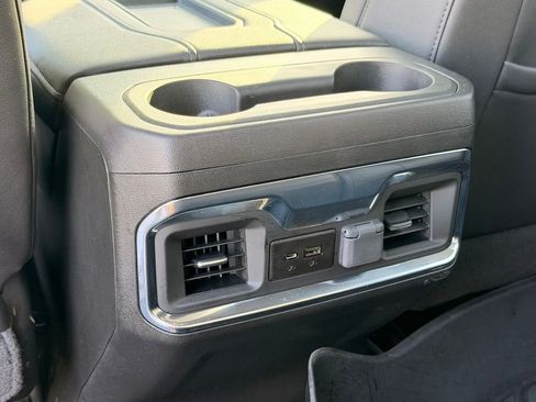 Used 2022 Chevrolet Silverado 1500 LTZ AWD/4WD image 19
