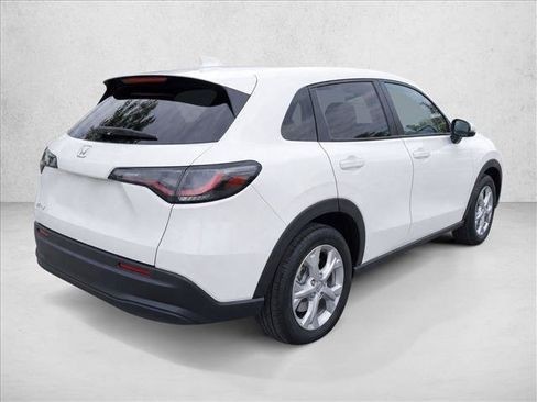 Used 2023 Honda HR-V LX image 7