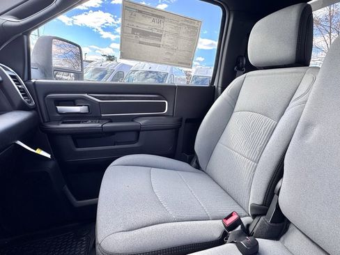 New 2024 RAM 4500 SLT w/ Quick Order Package 2YG SLT image 15