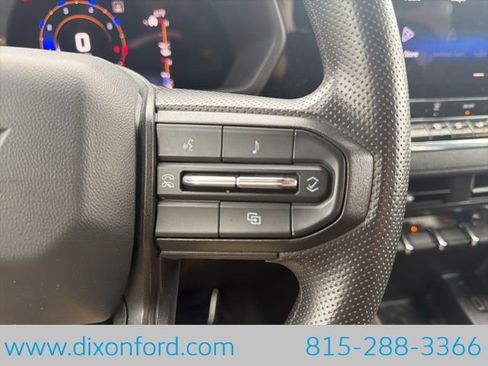 Used 2023 Chevrolet Colorado W/T image 15