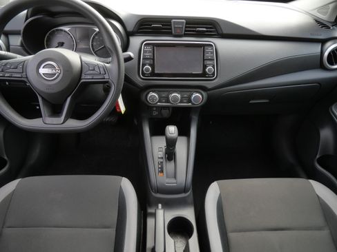 Used 2025 Nissan Versa S w/ Trunk Package FWD image 10