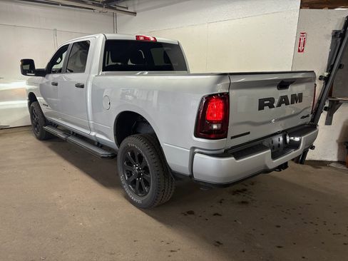 Used 2026 RAM 2500 Big Horn AWD/4WD image 7