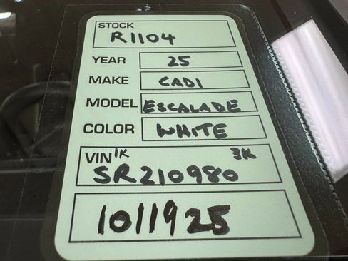 Used 2025 Cadillac Escalade Sport w/ Touring Package image 35