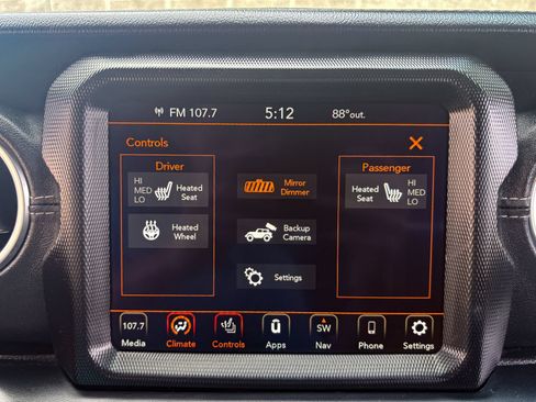 Used 2023 Jeep Wrangler Unlimited Sahara w/ Cold Weather Group AWD/4WD image 14