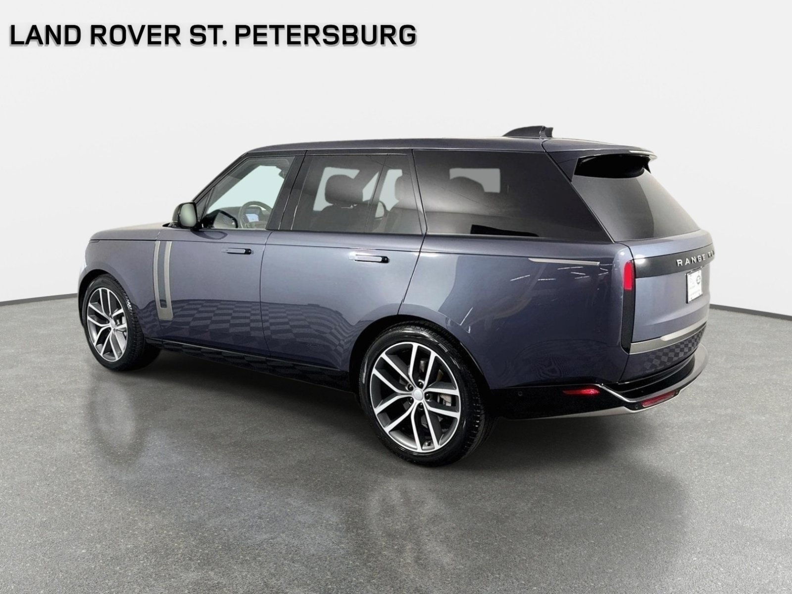 Used 2024 Land Rover Range Rover SE AWD/4WD image 7