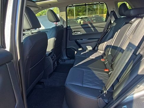 New 2026 Nissan Rogue Platinum w/ Platinum Premium Package image 40