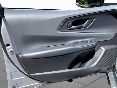 New 2026 Toyota Prius LE FWD image 10