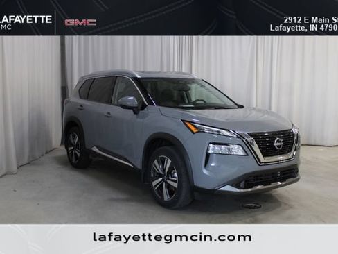 Used 2023 Nissan Rogue SL AWD/4WD image 1