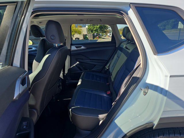 Certified 2026 Volkswagen Taos SEL AWD/4WD image 22