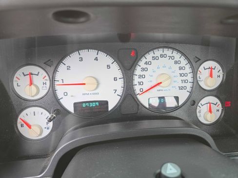Used 2004 Dodge Ram 1500 Truck SLT AWD/4WD image 7