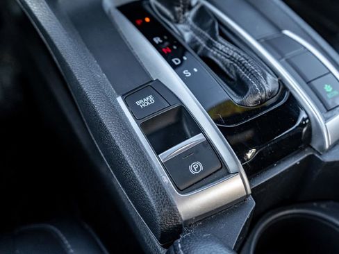 Used 2020 Honda Civic Sport image 26