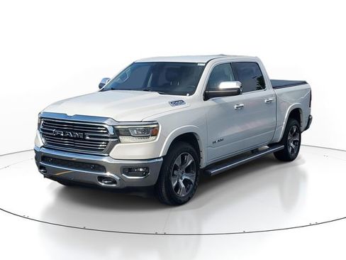Used 2019 RAM 1500 Laramie AWD/4WD image 2