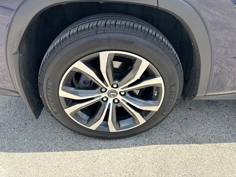 Used 2020 Lexus RX 350L Premium w/ Premium Package AWD/4WD image 14